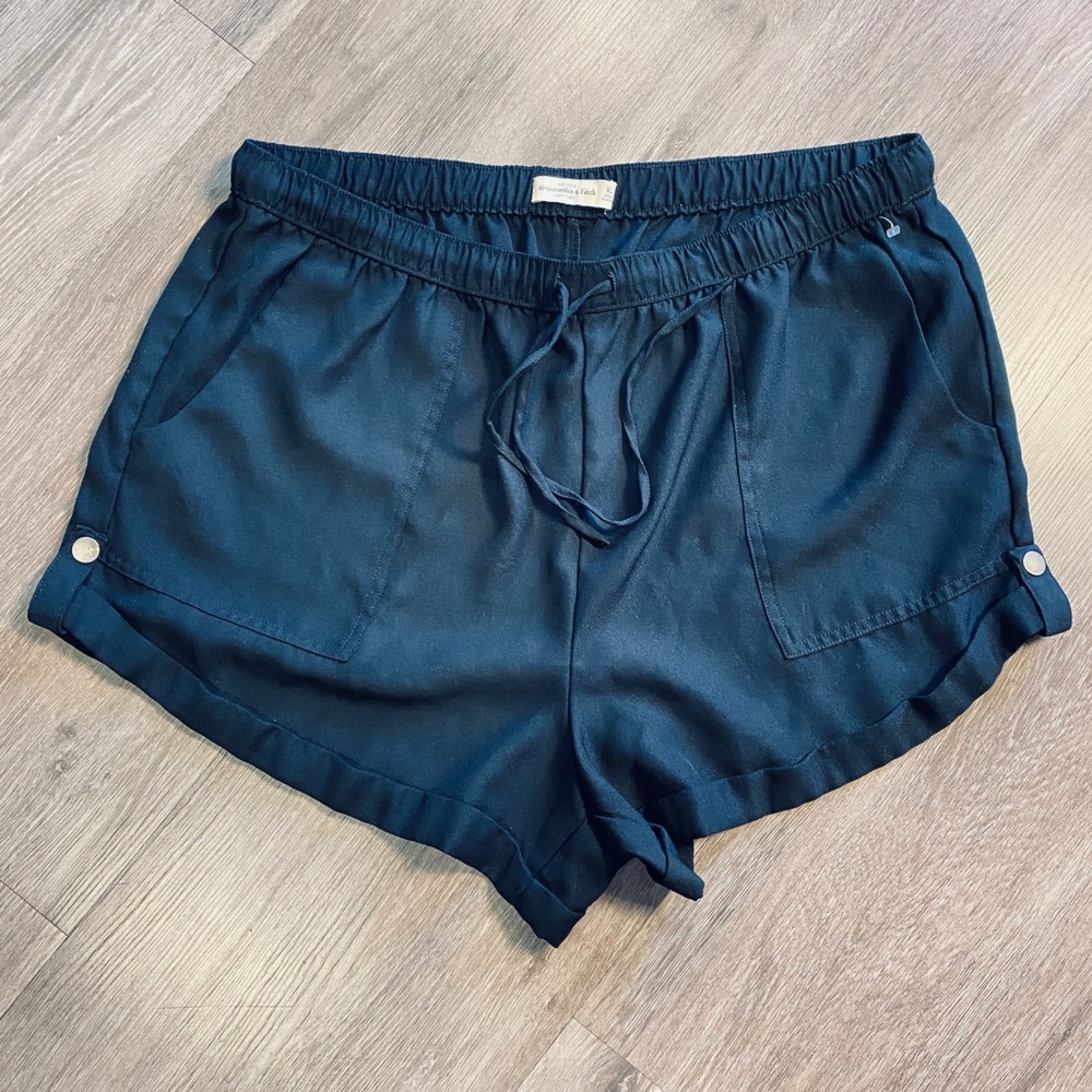 Abercrombie & Fitch Womens Black  Drawstring Cuffed Patch Pocket Shorts Size XL